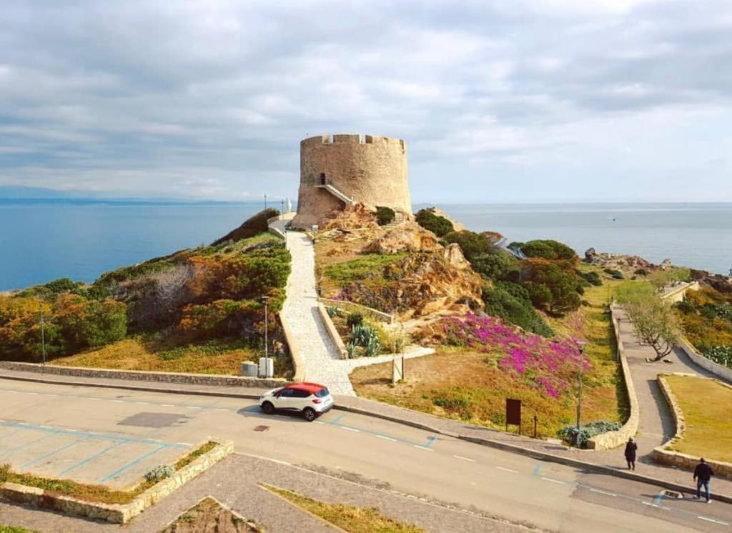 Hotel Sandalion Santa Teresa Gallura Exterior photo